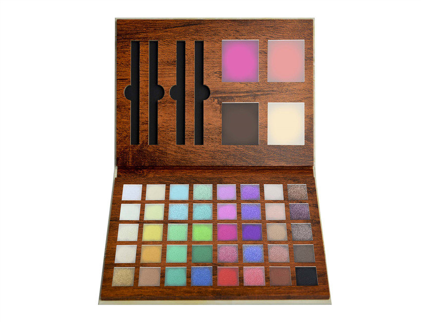 Eco-friendly Cardboard Eyeshadow Palette